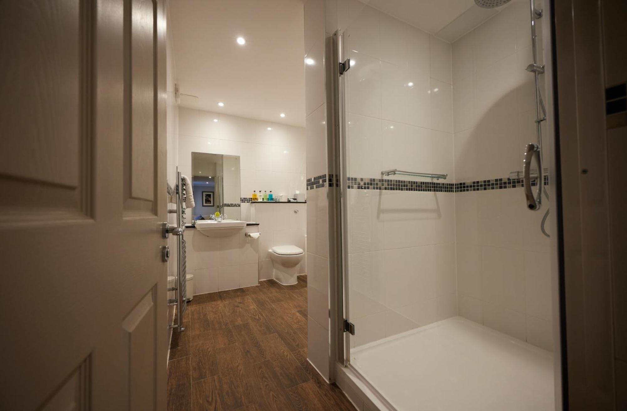 Stone House Hotel 'A Bespoke Hotel' מראה חיצוני תמונה